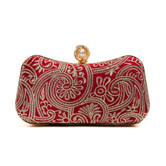 Glamelvara Regal Embroidered Pearl Clutch